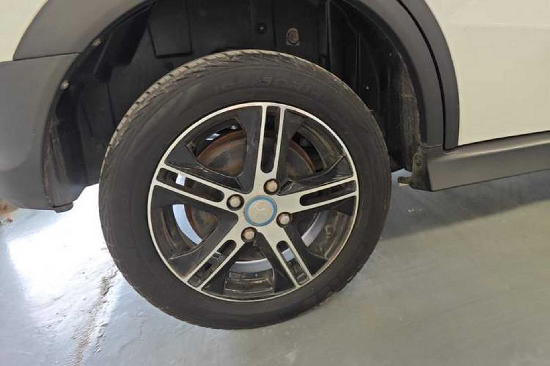 Used BAIC New Energy EC 2018 EC220 Standard Edition Right Rear Wheel Hub
