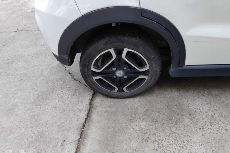 Used BAIC New Energy EC 2018 Dynamic Edition Right Rear Wheel Hub
