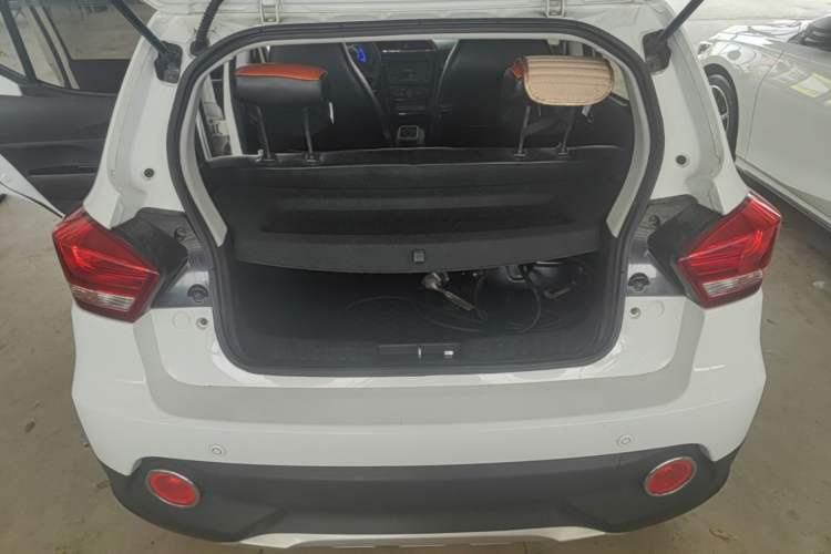 Used BAIC New Energy EC 2018 EC220 Standard Edition Trunk