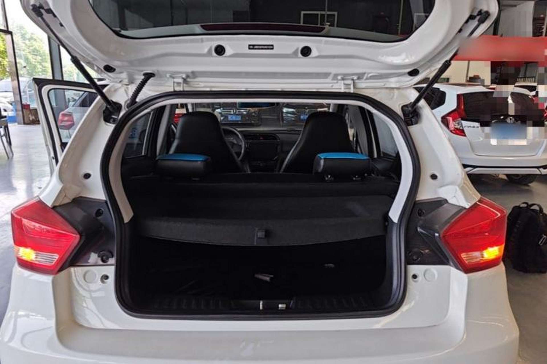 Used BAIC New Energy EC 2018 EC220 Standard Edition Trunk