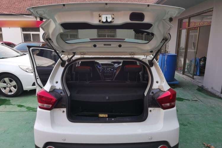 Used BAIC New Energy EC 2018 EC220 Standard Edition Trunk