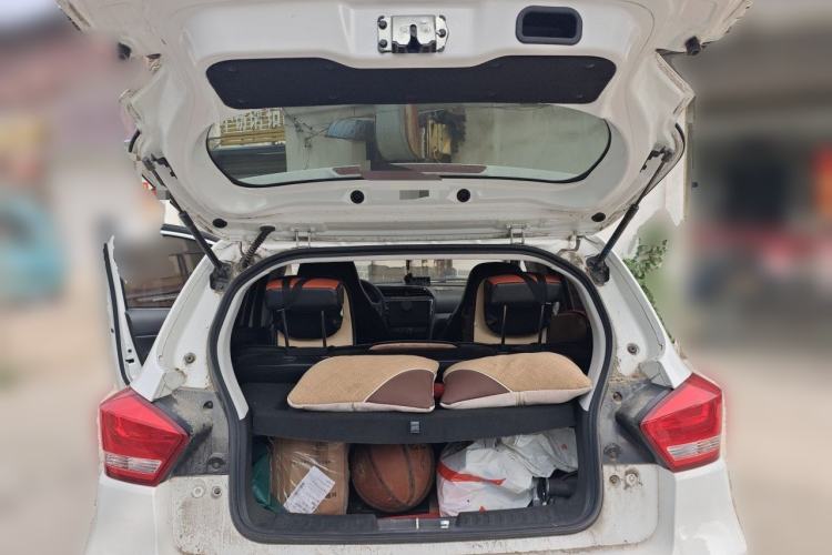 Used BAIC New Energy EC 2018 EC220 Standard Edition Trunk
