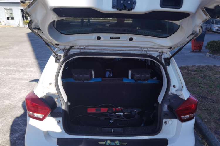 Used BAIC New Energy EC 2018 Dynamic Edition Trunk