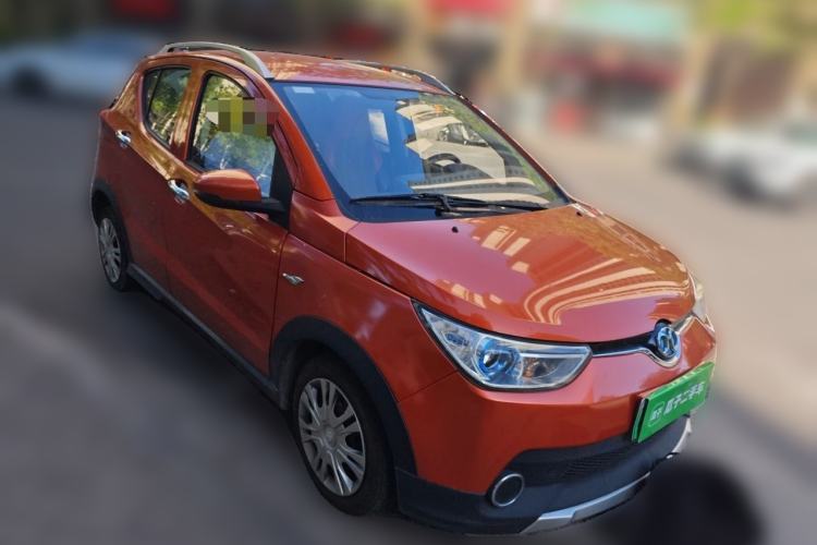 Used BAIC New Energy EC 2018 EC220 Standard Edition Front Right 45 Deg