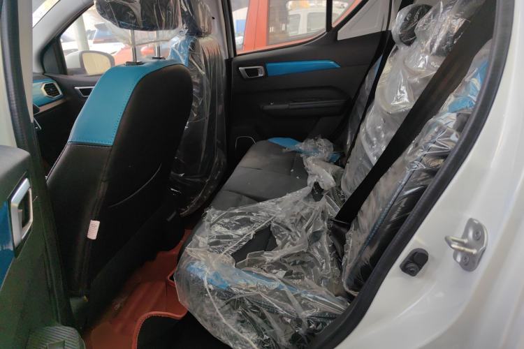 Used BAIC New Energy EC3 2018 Dynamic Edition Interior 4