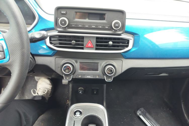 Used BAIC New Energy EC3 2018 Dynamic Edition Customized Version Audio And AC Panel