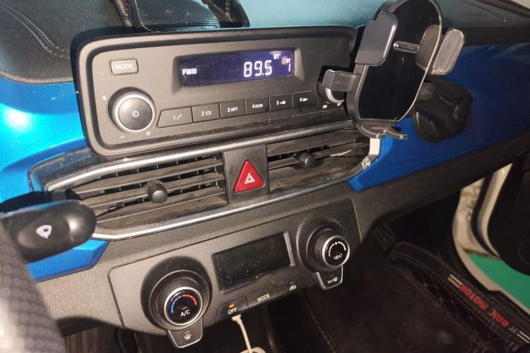 Used BAIC New Energy EC3 2018 Dynamic Edition Audio And AC Panel