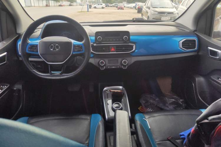 Used BAIC New Energy EC3 2018 Dynamic Edition Center Console