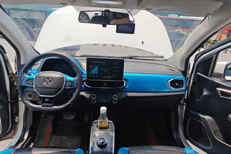Used BAIC New Energy EC3 2018 Dynamic Edition Center Console