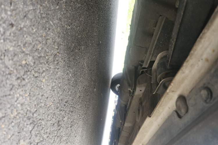 Used BAIC New Energy EC3 2018 Lingxiu Edition Chassis Rear Right