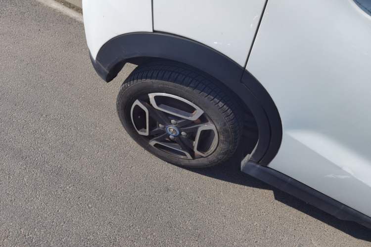 Used BAIC New Energy EC3 2018 Dynamic Edition Exterior 5