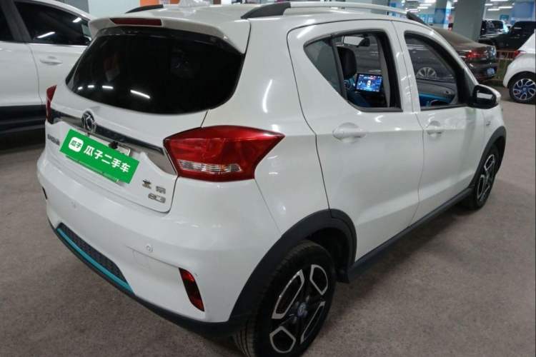 Used BAIC New Energy EC3 2018 Dynamic Edition Exterior 5