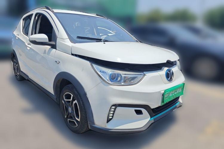 Used BAIC New Energy EC3 2018 Dynamic Edition Front Right 45 Deg