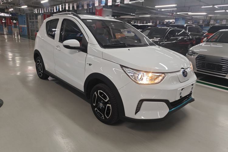 Used BAIC New Energy EC3 2018 Dynamic Edition Front Right 45 Deg