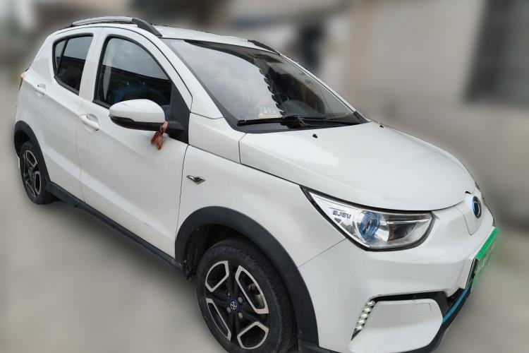 Used BAIC New Energy EC3 2018 Dynamic Edition Front Right 45 Deg