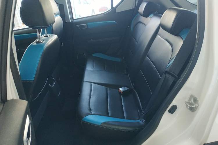 Used BAIC New Energy EC3 2018 Dynamic Edition Customized Version Interior 4
