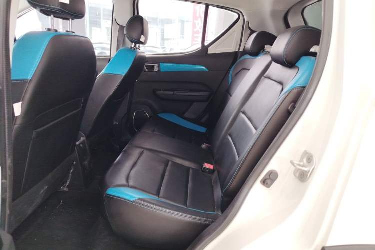 Used BAIC New Energy EC3 2018 Dynamic Edition Customized Version Interior 5