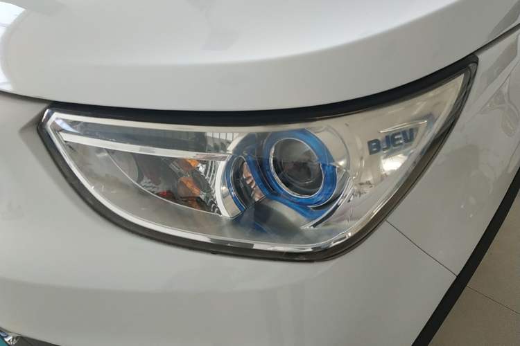 Used BAIC New Energy EC3 2018 Dynamic Edition Customized Version Left Front Headlight