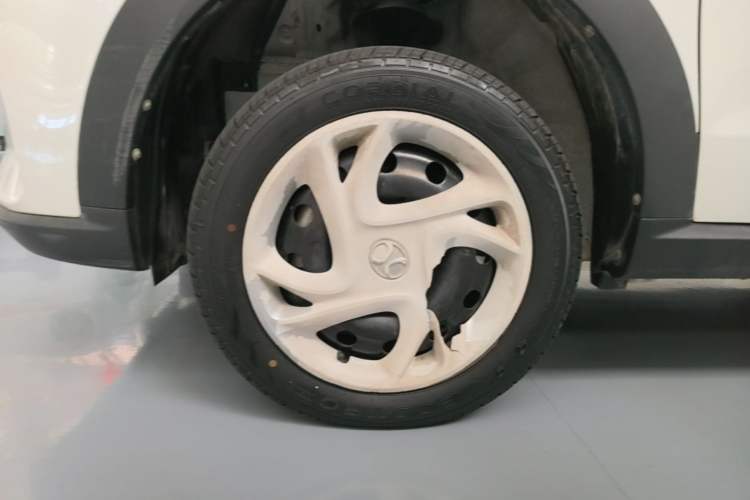 Used BAIC New Energy EC3 2018 Dynamic Edition Left Front Wheel Hub