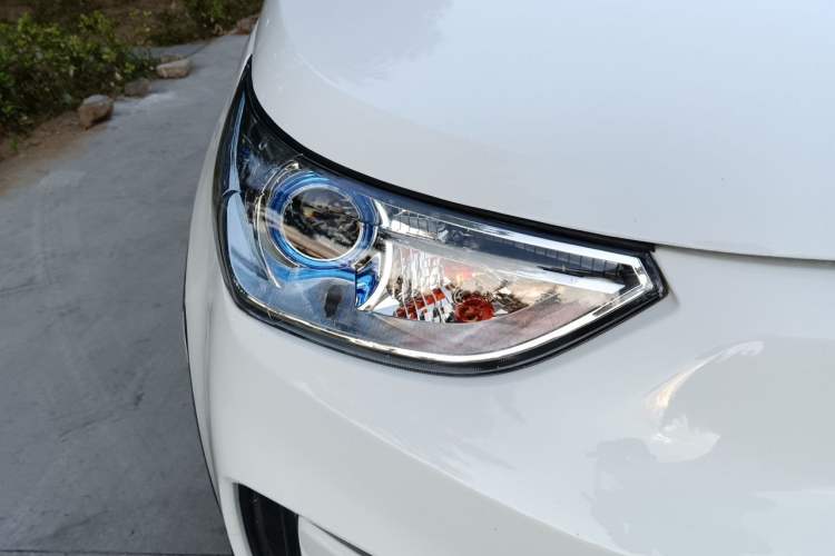 Used BAIC New Energy EC3 2018 Dynamic Edition Right Front Headlight