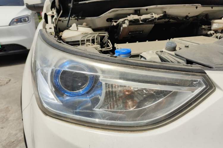 Used BAIC New Energy EC3 2018 Dynamic Edition Right Front Headlight