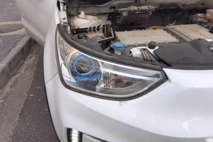 Used BAIC New Energy EC3 2018 Dynamic Edition Right Front Headlight