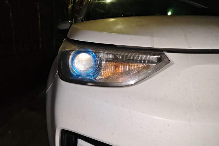 Used BAIC New Energy EC3 2018 Dynamic Edition Right Front Headlight