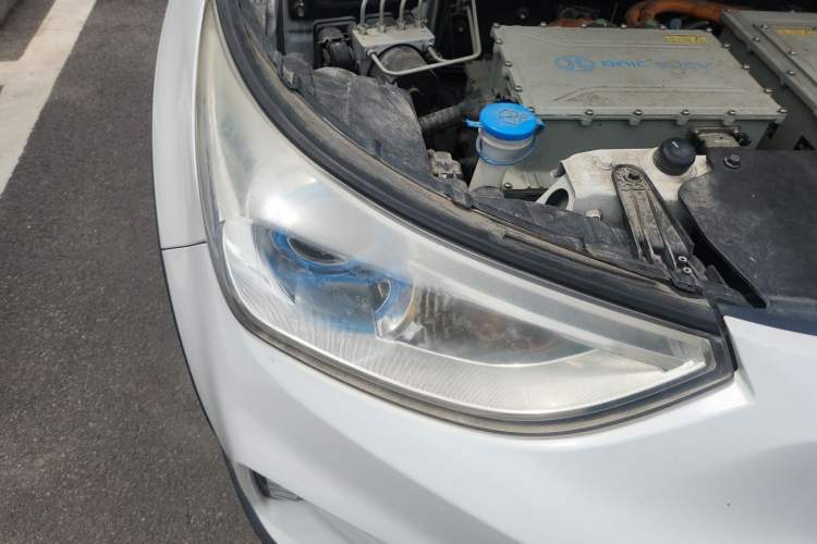 Used BAIC New Energy EC3 2018 Lingxiu Edition Right Front Headlight