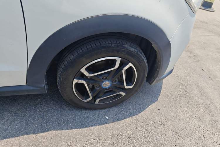 Used BAIC New Energy EC3 2018 Dynamic Edition Right Front Wheel Hub