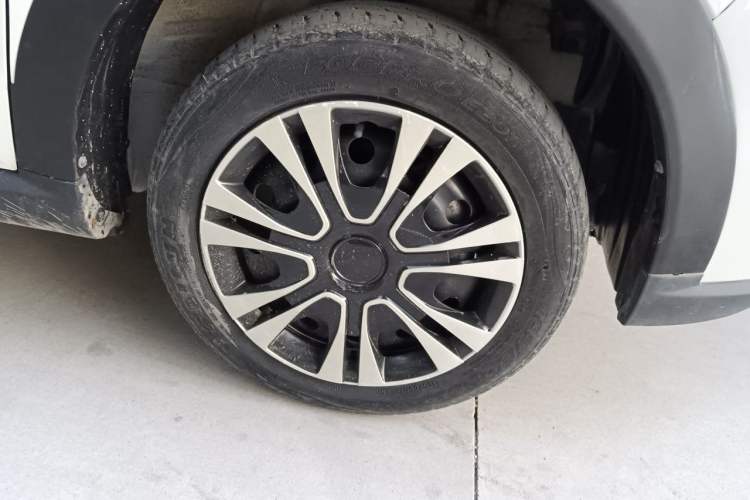 Used BAIC New Energy EC3 2018 Dynamic Edition Right Front Wheel Hub