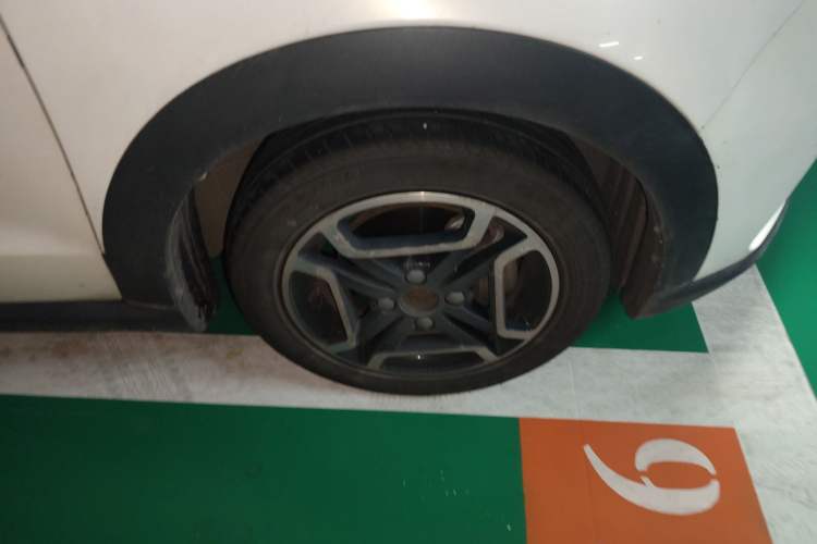 Used BAIC New Energy EC3 2018 Dynamic Edition Right Front Wheel Hub