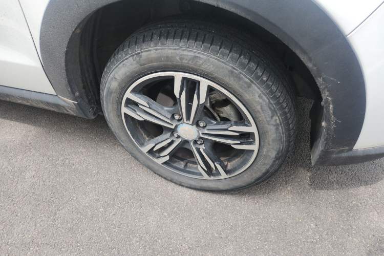 Used BAIC New Energy EC3 2018 Lingxiu Edition Right Front Wheel Hub