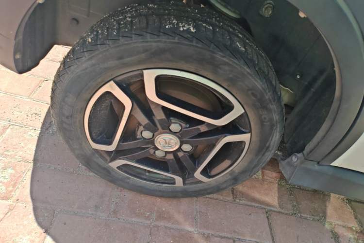 Used BAIC New Energy EC3 2018 Dynamic Edition Right Rear Wheel Hub