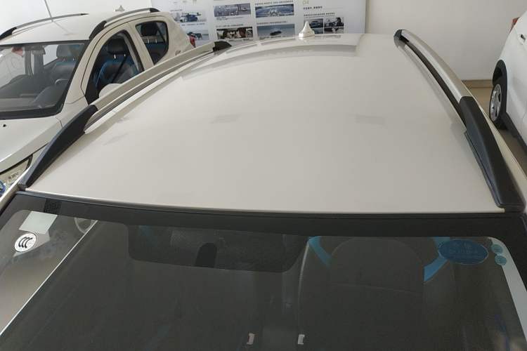 Used BAIC New Energy EC3 2018 Dynamic Edition Customized Version Roof