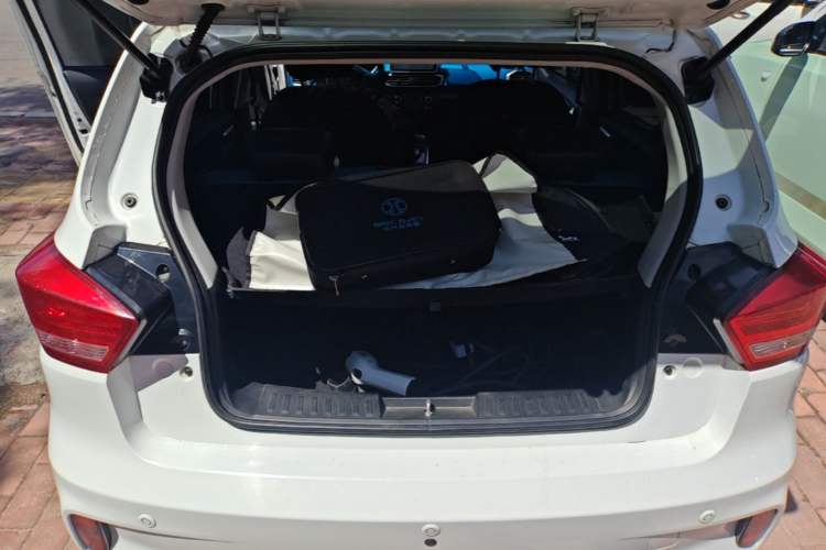 Used BAIC New Energy EC3 2018 Dynamic Edition Trunk