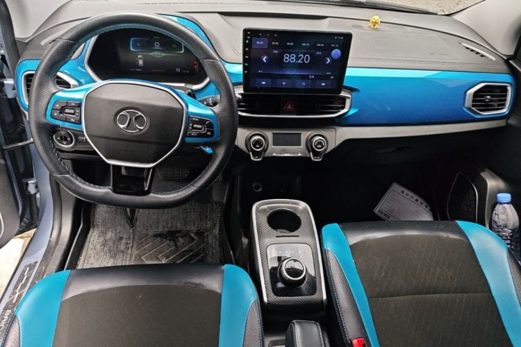 Used BAIC New Energy EC3 2019 Dynamic Edition Center Console