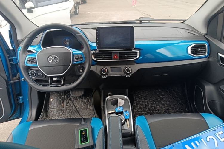 Used BAIC New Energy EC3 2019 Dynamic Edition Center Console