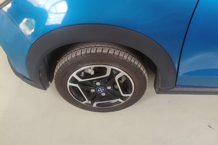 Used BAIC New Energy EC3 2019 Dynamic Edition Left Front Wheel Hub