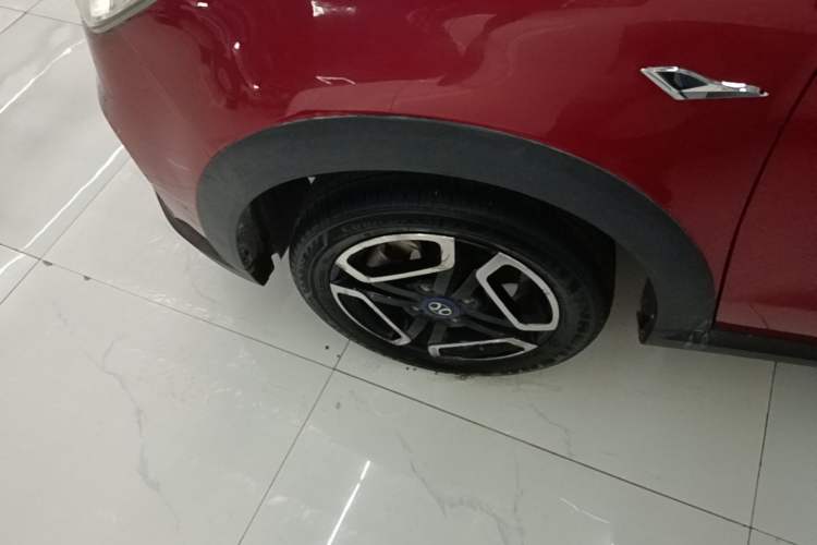 Used BAIC New Energy EC3 2019 Dynamic Edition Left Front Wheel Hub