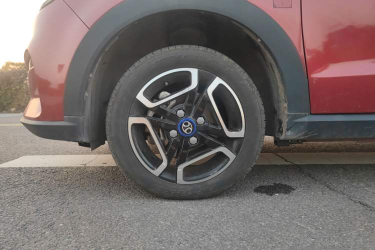 Used BAIC New Energy EC3 2019 Dynamic Edition Left Front Wheel Hub