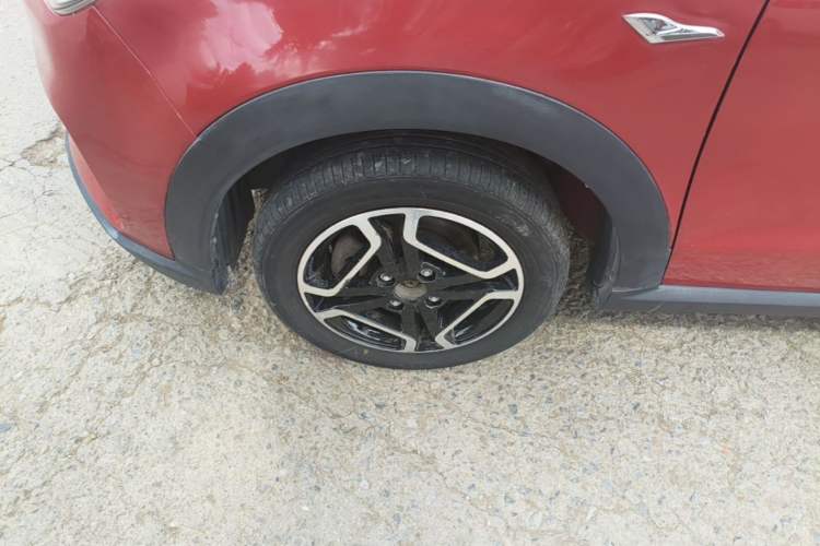 Used BAIC New Energy EC3 2019 Dynamic Edition Left Front Wheel Hub