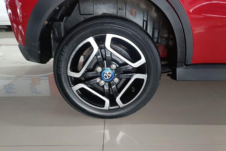 Used BAIC New Energy EC3 2019 Dynamic Edition Right Rear Wheel Hub