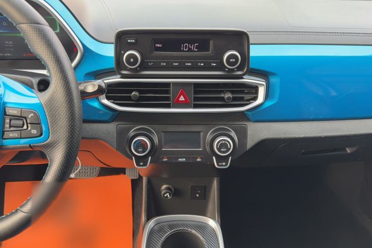 Used BAIC New Energy EC3 2019 Dynamic Edition Audio And AC Panel