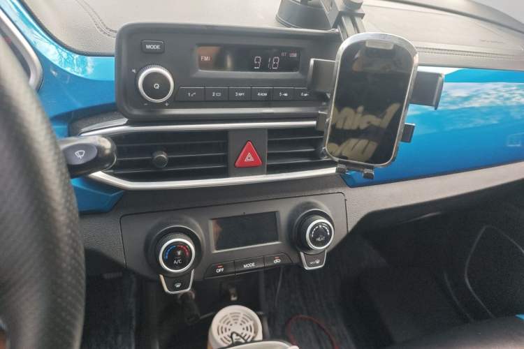 Used BAIC New Energy EC3 2019 Dynamic Edition Audio And AC Panel