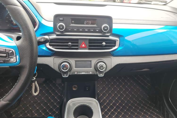 Used BAIC New Energy EC3 2019 Dynamic Edition Audio And AC Panel