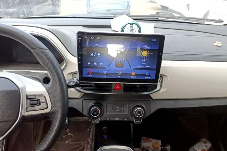 Used BAIC New Energy EC3 2019 Dynamic Edition Audio And AC Panel