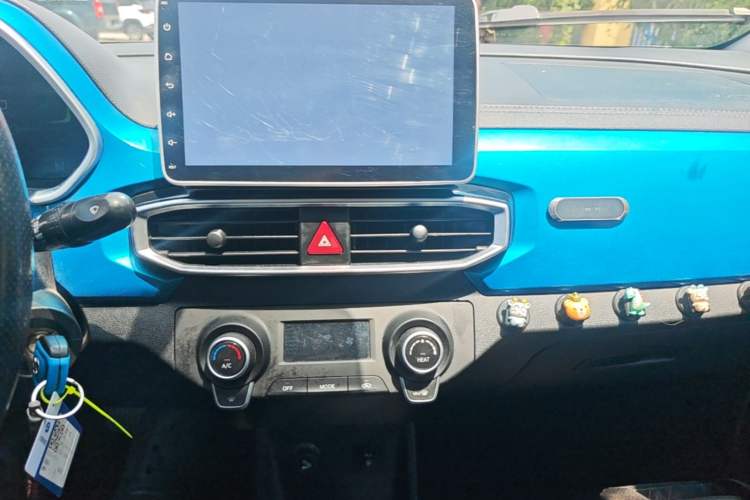Used BAIC New Energy EC3 2019 Dynamic Edition Audio And AC Panel