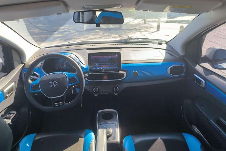 Used BAIC New Energy EC3 2019 Dynamic Edition Center Console
