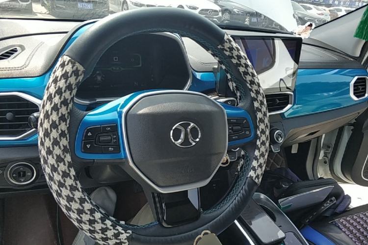 Used BAIC New Energy EC3 2019 Dynamic Edition Center Console
