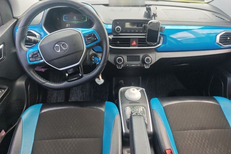 Used BAIC New Energy EC3 2019 Dynamic Edition Center Console